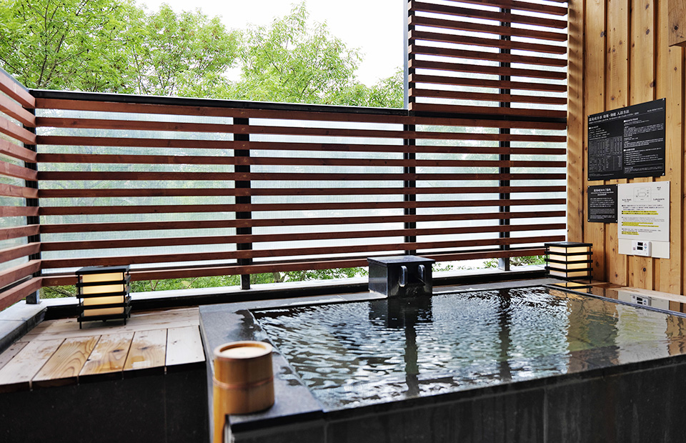 露天風呂付和洋室