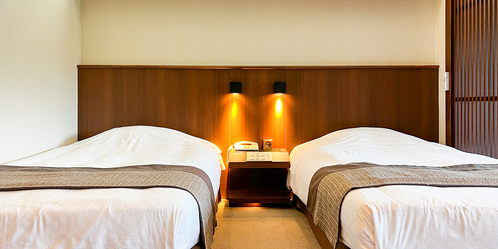 和洋室(シャワーブース)